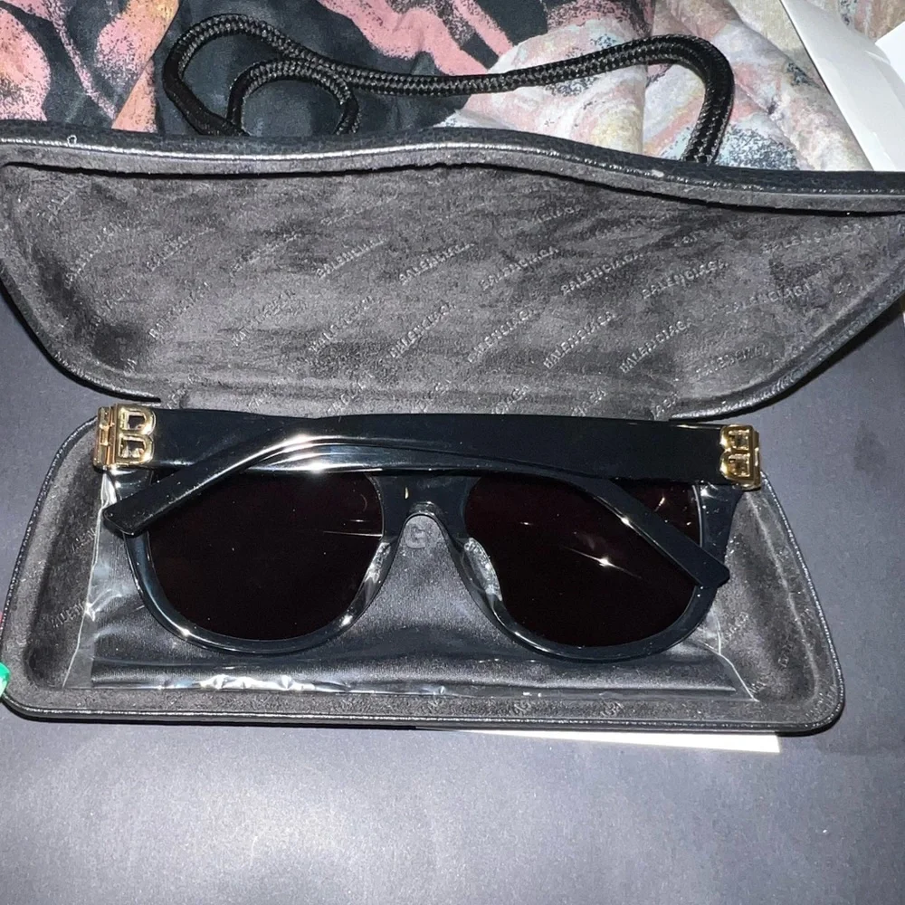 Balenciaga BB0103SA Sunglasses - Picture 3 of 9